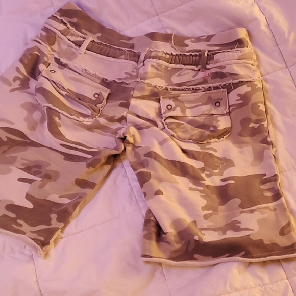 🦋 Vintage Volcom cargo shorts - Picture 4 of 5